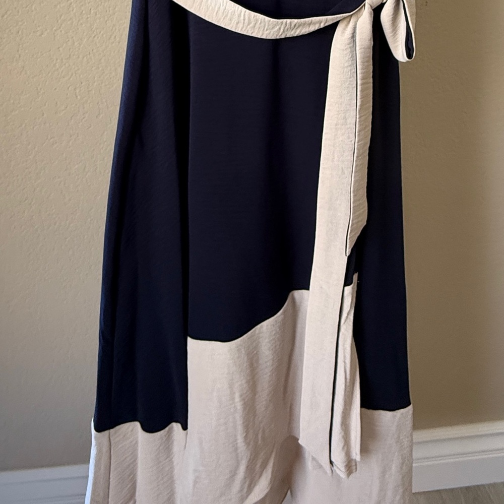 Navy Sleeveless Dress with Cream Belt - Picture 4 of 5